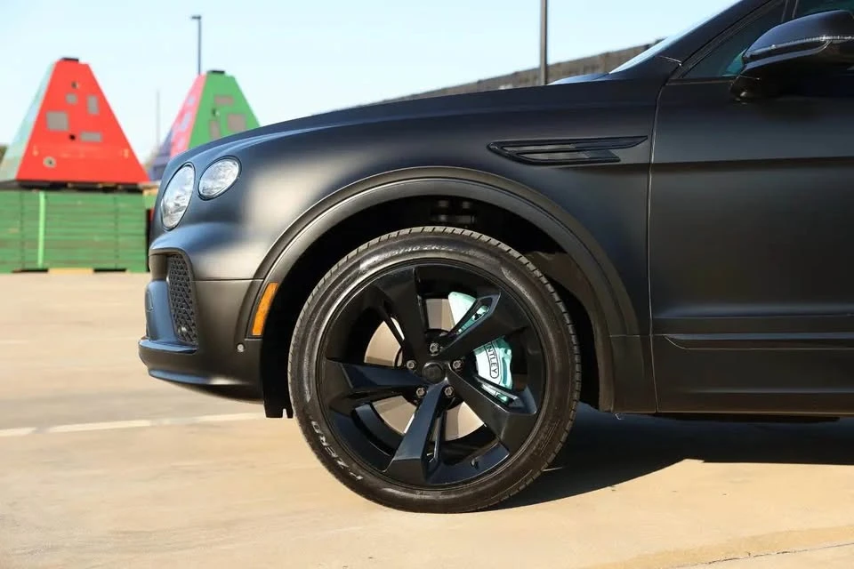 2021 Bentley Bentayga - Image 8 of 19