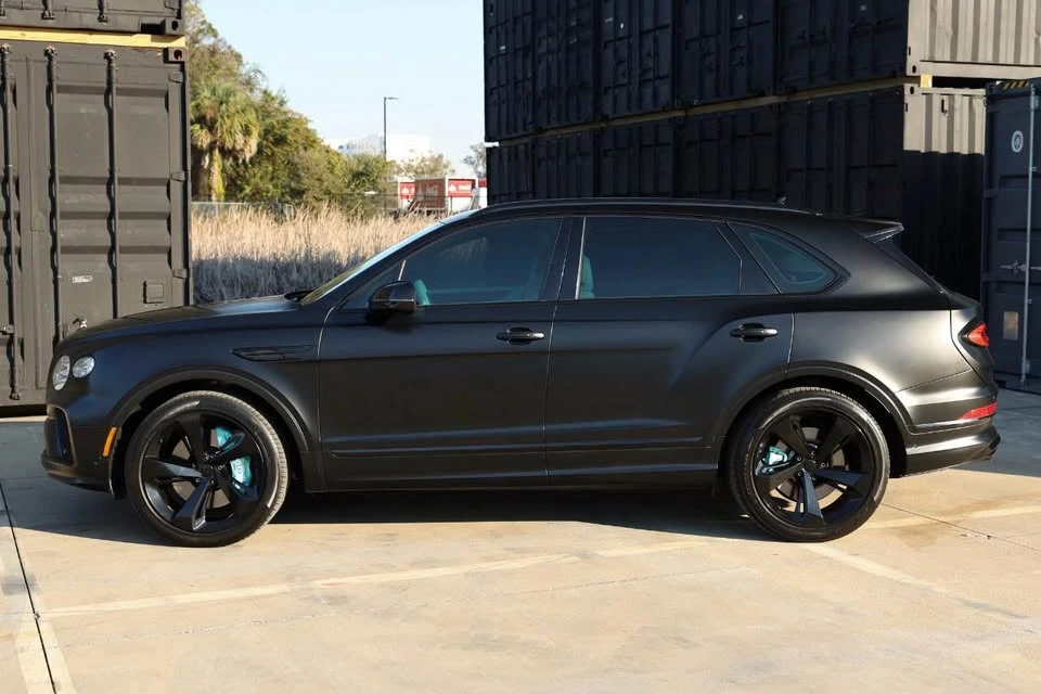 2021 Bentley Bentayga - Image 2 of 19