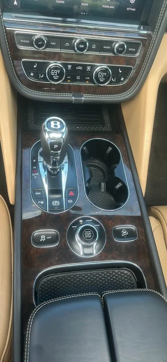2021 Bentley Bentayga - Image 13 of 14
