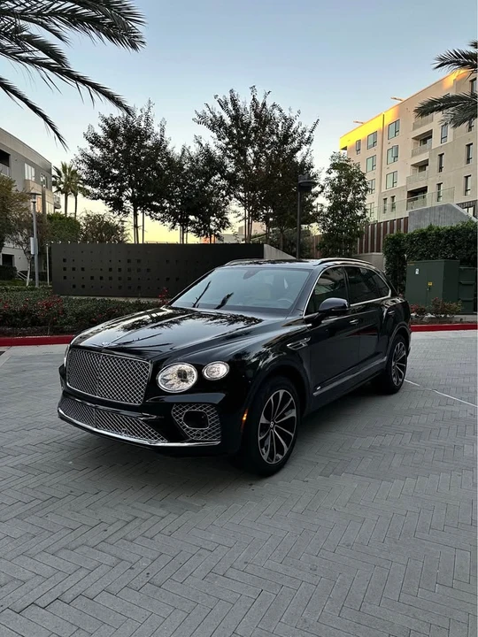 2021 Bentley Bentayga - Image 3 of 12