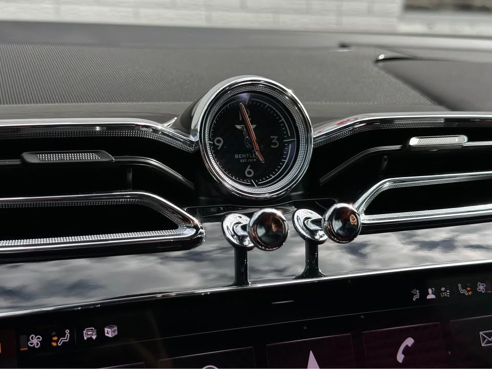 2021 Bentley Bentayga - Image 14 of 19