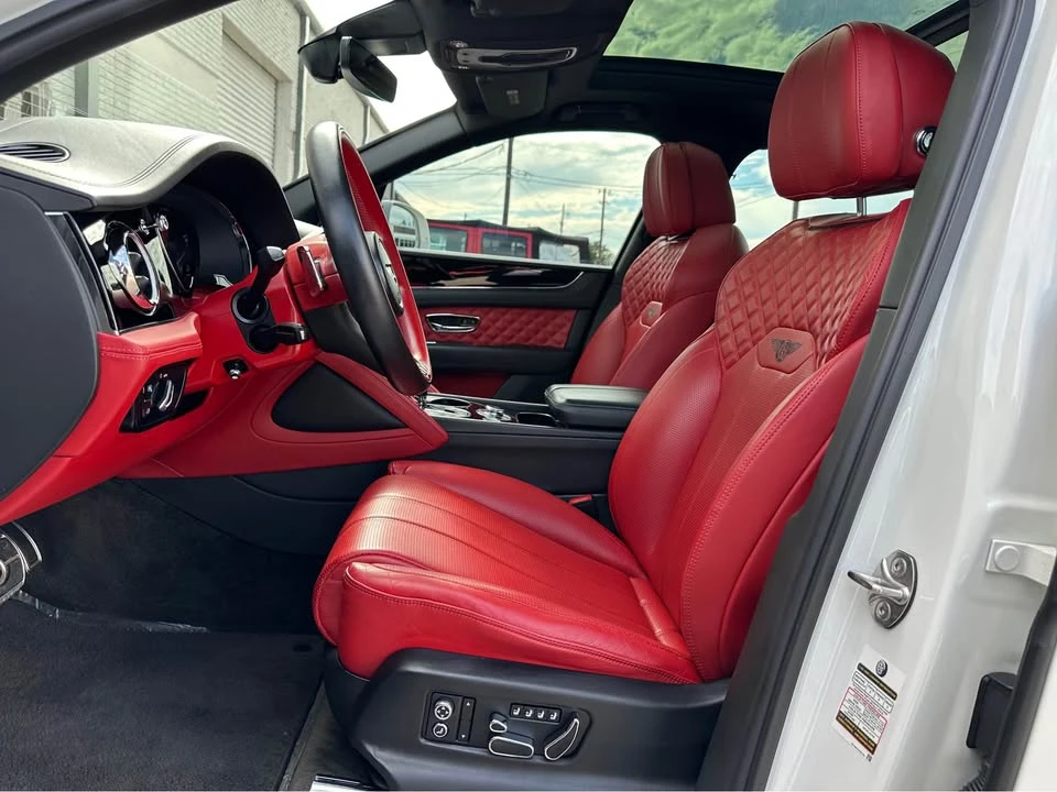 2021 Bentley Bentayga - Image 7 of 19