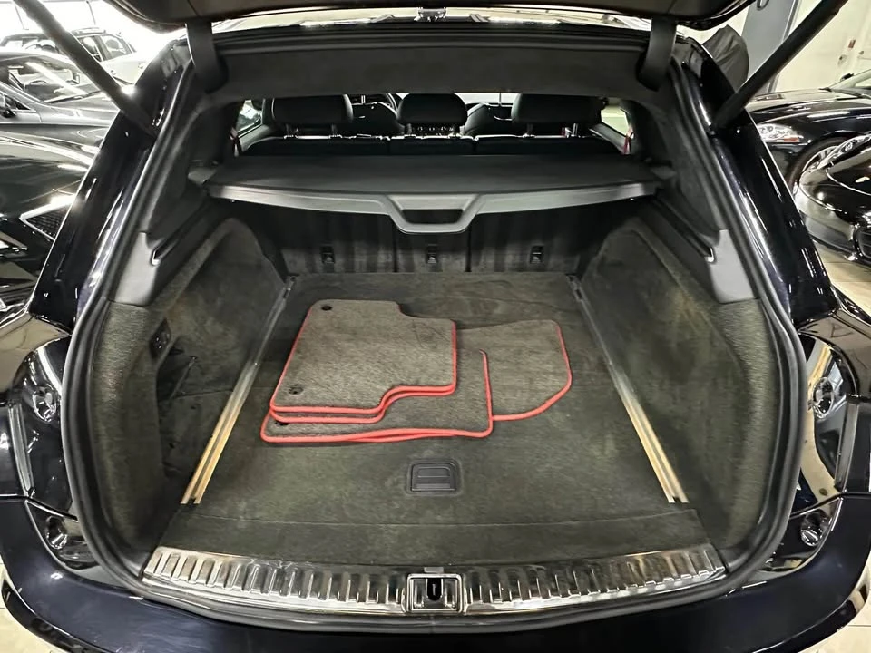 2021 Bentley Bentayga - Image 19 of 20