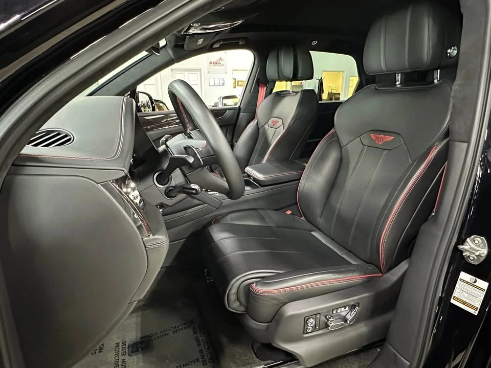 2021 Bentley Bentayga - Image 11 of 20