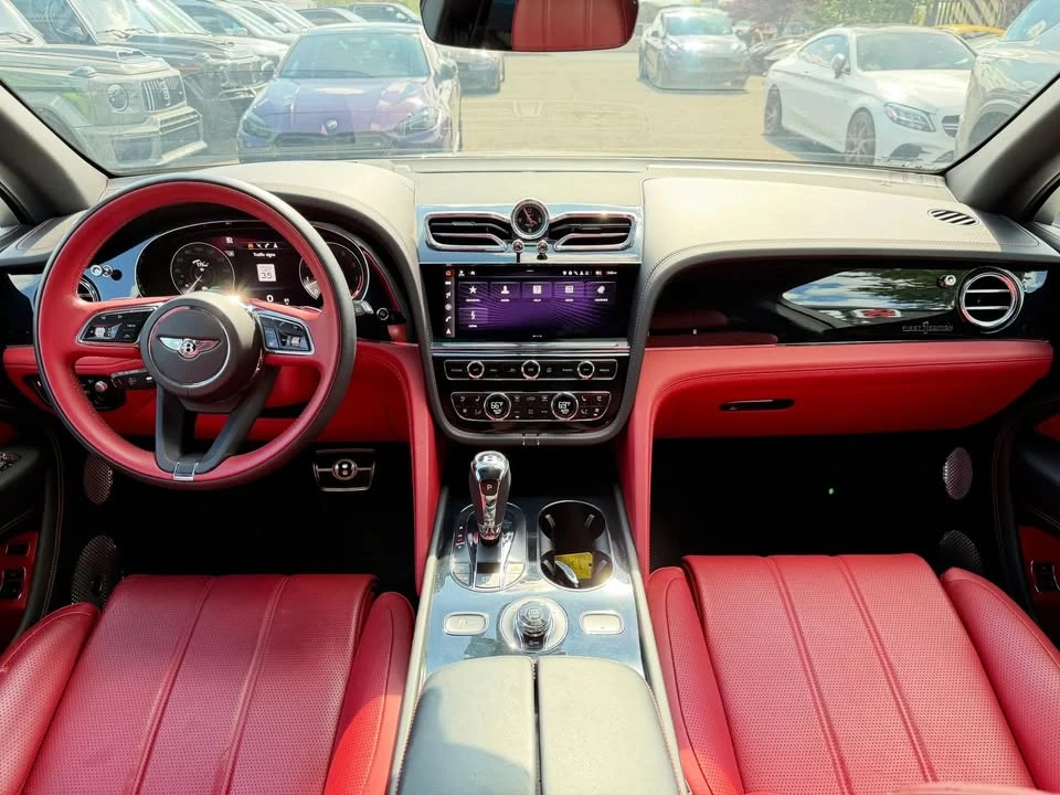 2021 Bentley Bentayga - Image 4 of 10