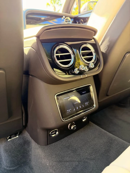 2021 Bentley Bentayga - Image 9 of 20
