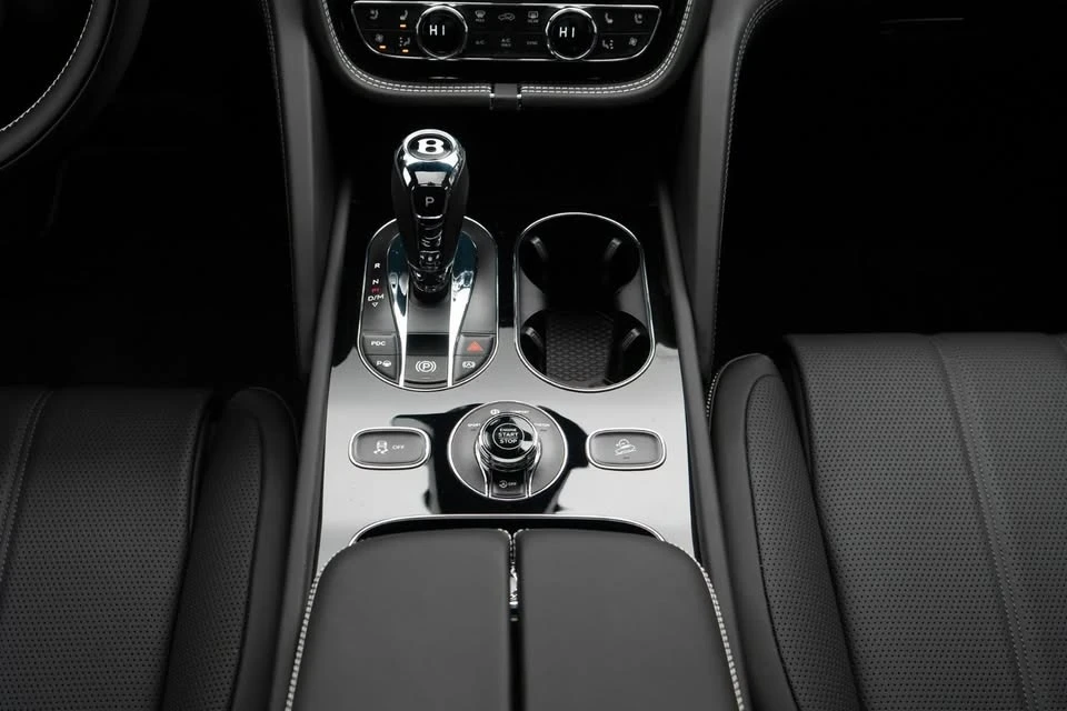2021 Bentley Bentayga - Image 12 of 18