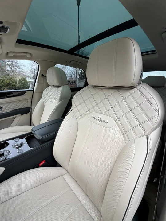2021 Bentley Bentayga - Image 11 of 14
