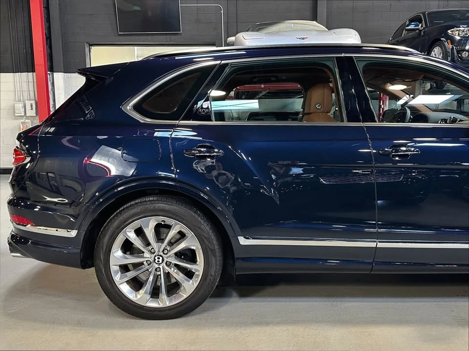 2021 Bentley Bentayga - Image 9 of 20