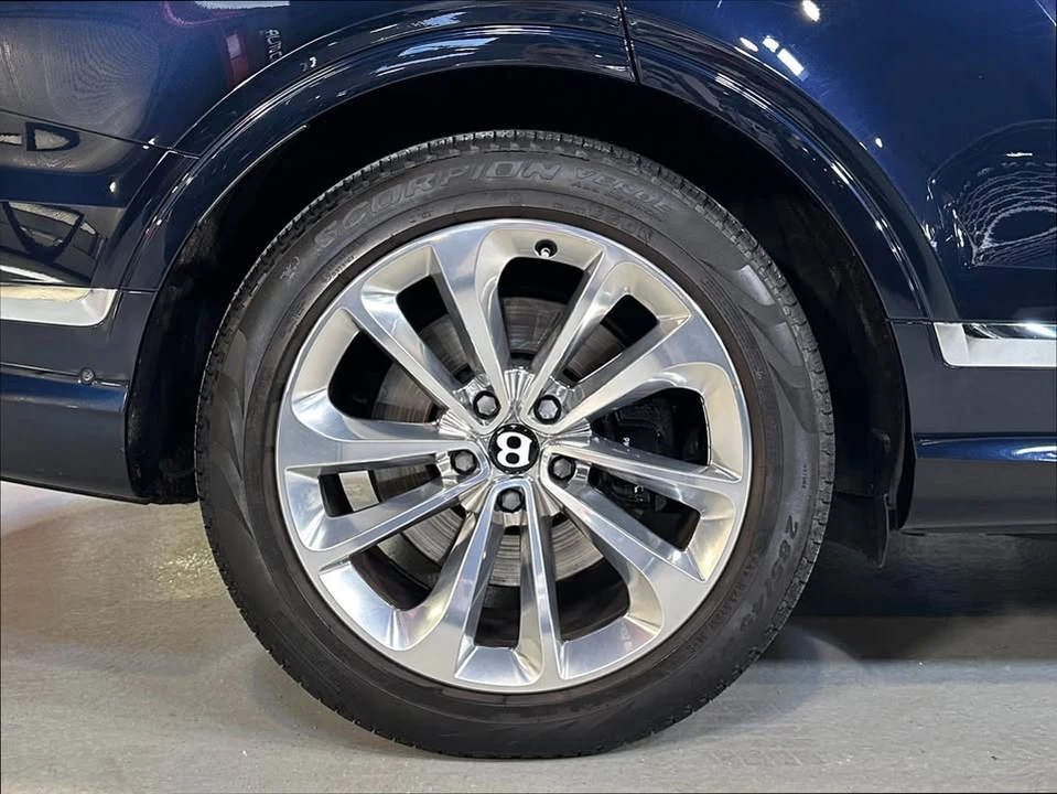 2021 Bentley Bentayga - Image 10 of 20