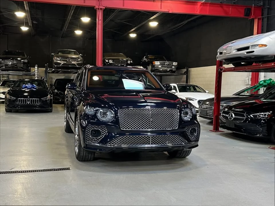 2021 Bentley Bentayga - Image 13 of 20