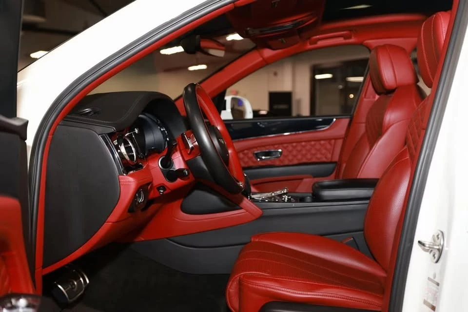 2021 Bentley Bentayga Speed - Image 10 of 17