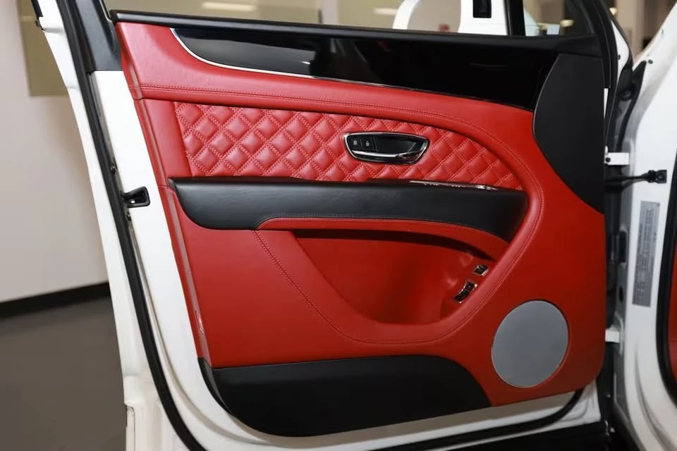 2021 Bentley Bentayga Speed - Image 15 of 17