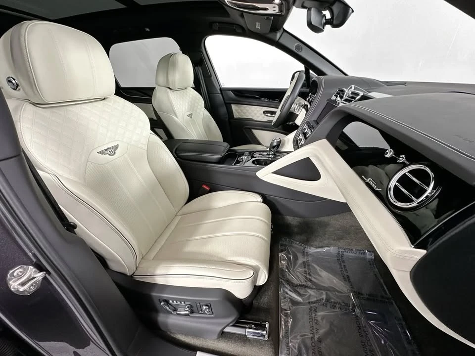 2021 Bentley Bentayga Speed - Image 13 of 14