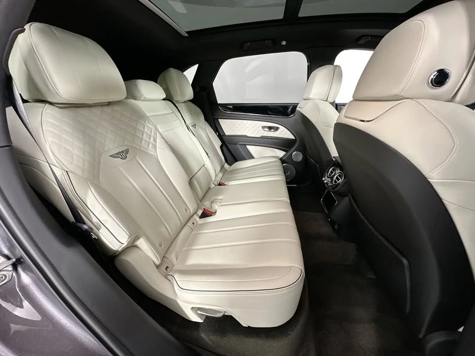 2021 Bentley Bentayga Speed - Image 12 of 14
