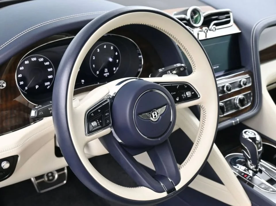 2021 Bentley Bentayga Speed - Image 2 of 11