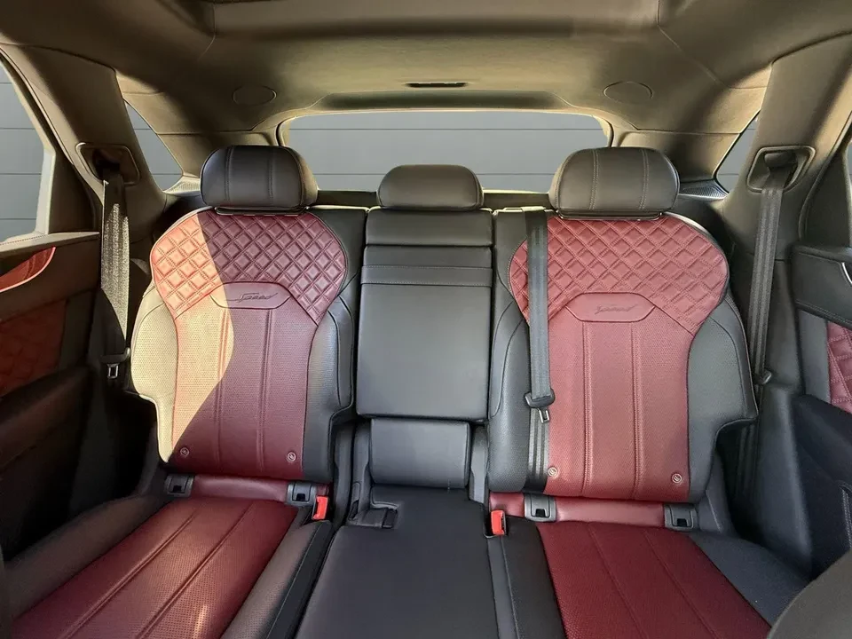 2021 Bentley Bentayga Speed - Image 10 of 10