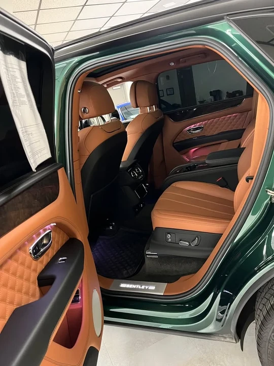 2021 Bentley Bentayga - Image 8 of 14