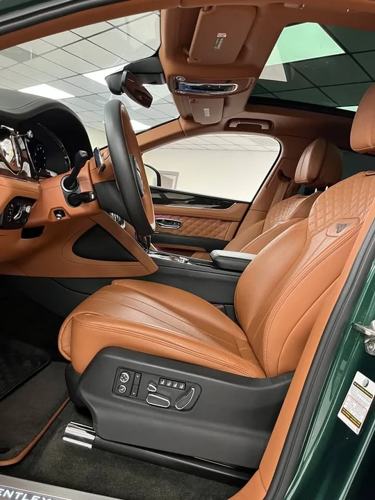 2021 Bentley Bentayga - Image 7 of 14