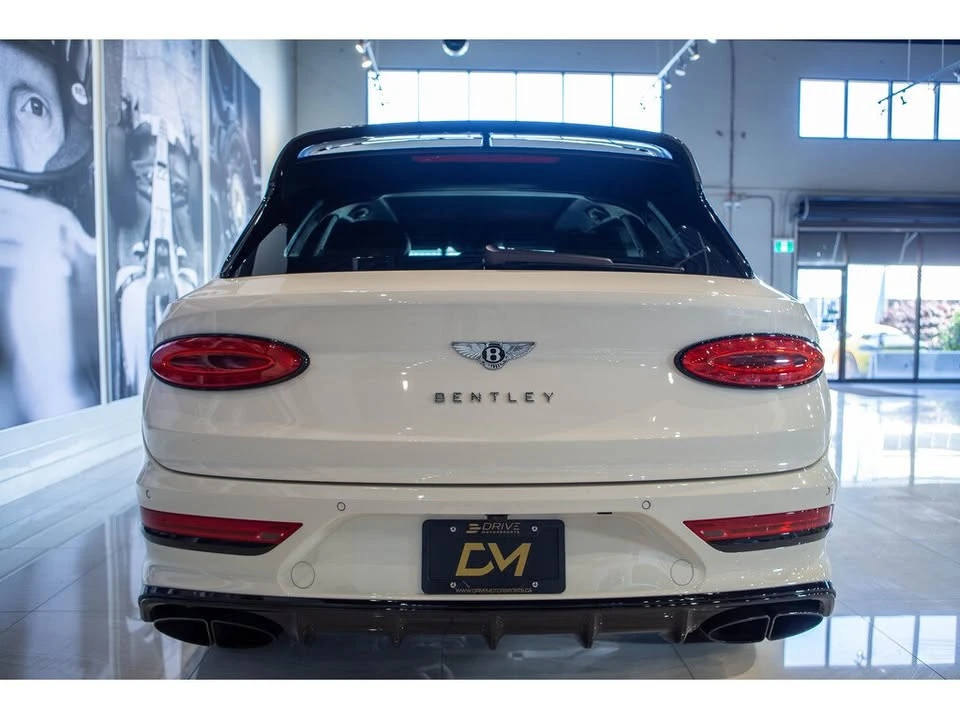 2021 Bentley Bentayga - Image 7 of 17