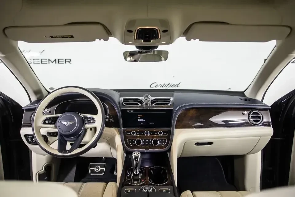 2021 Bentley Bentayga - Image 5 of 8