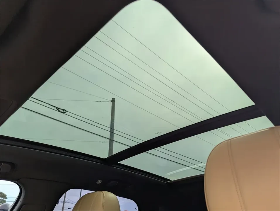 2021 Bentley Bentayga - Image 14 of 17