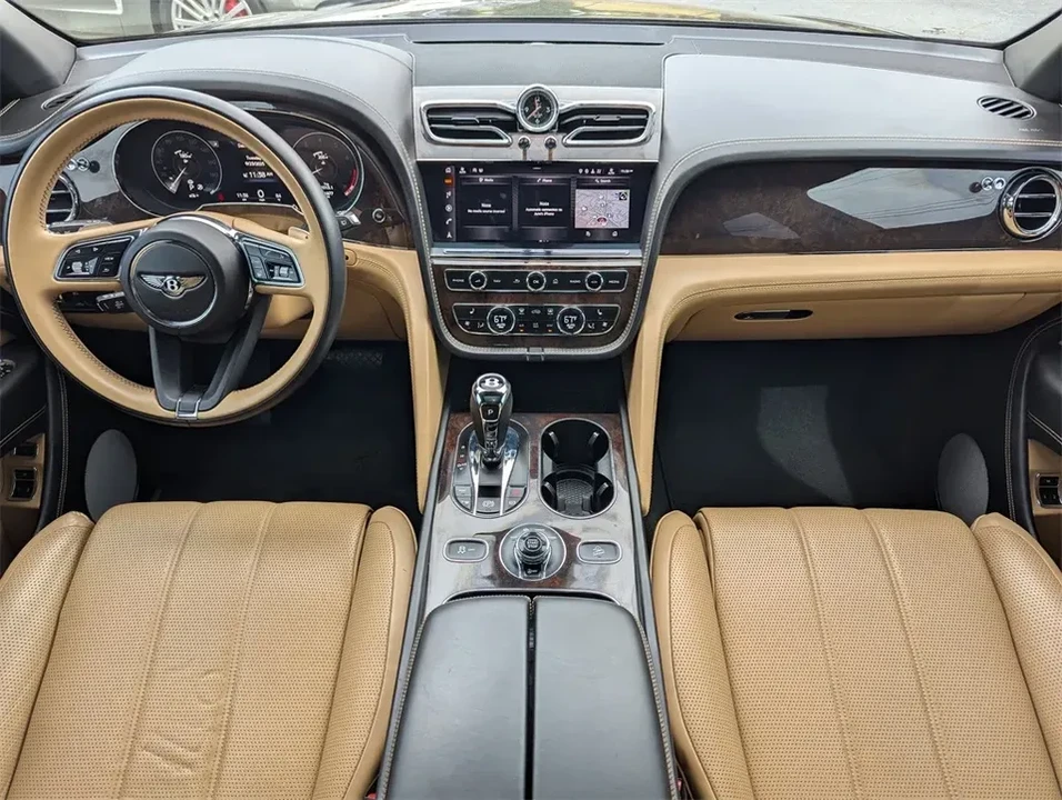 2021 Bentley Bentayga - Image 8 of 17