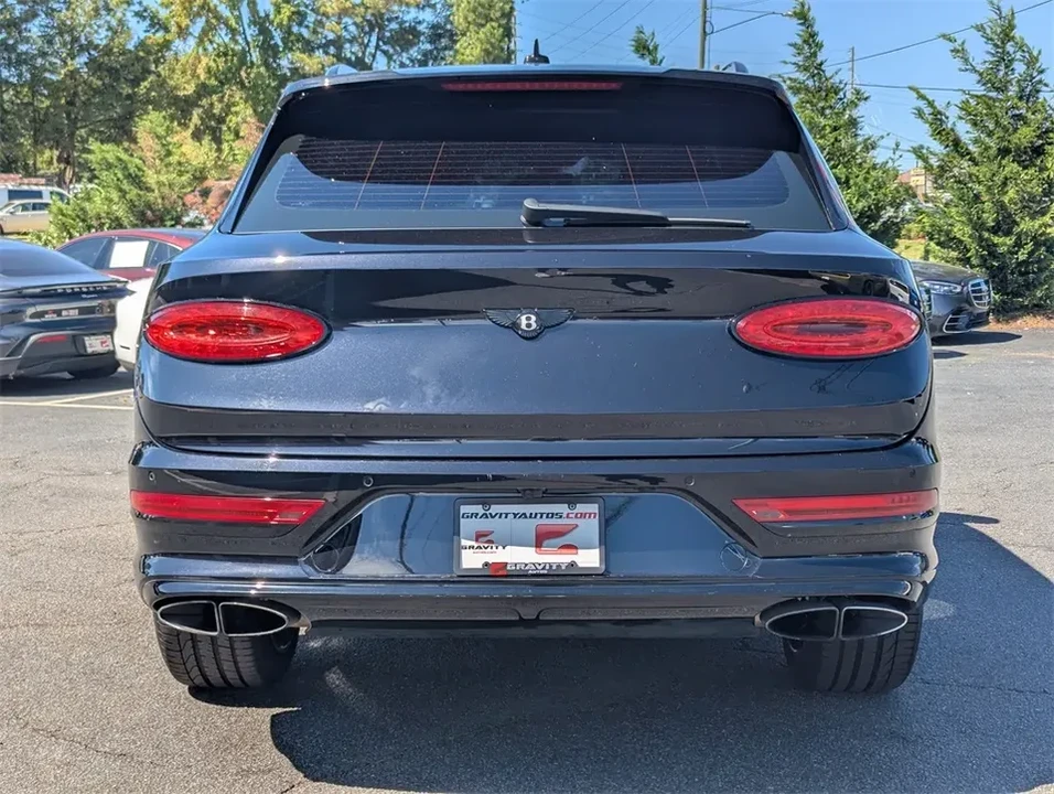 2021 Bentley Bentayga - Image 7 of 17