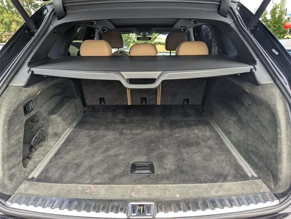 2021 Bentley Bentayga - Image 17 of 17