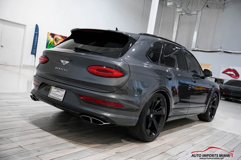 2021 Bentley Bentayga - Image 8 of 15