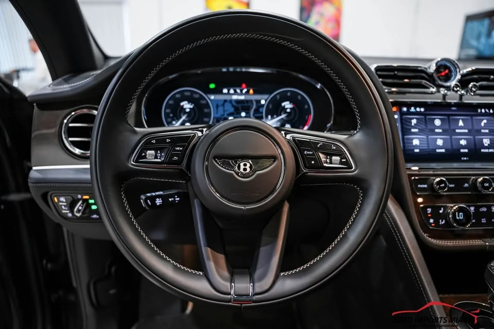 2021 Bentley Bentayga - Image 12 of 15