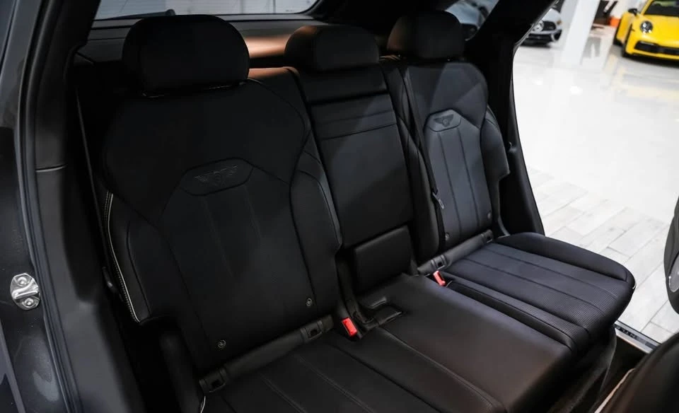 2021 Bentley Bentayga - Image 12 of 19
