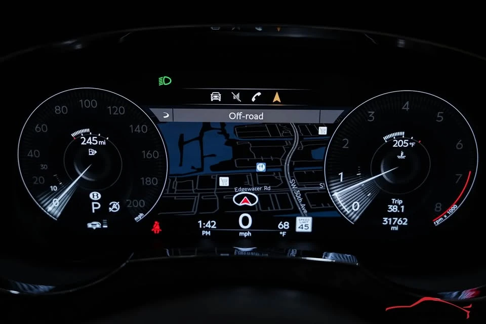 2021 Bentley Bentayga - Image 13 of 15