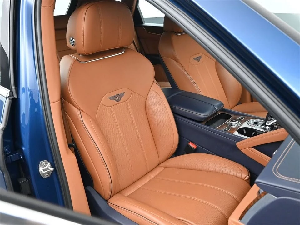 2021 Bentley Bentayga - Image 15 of 19