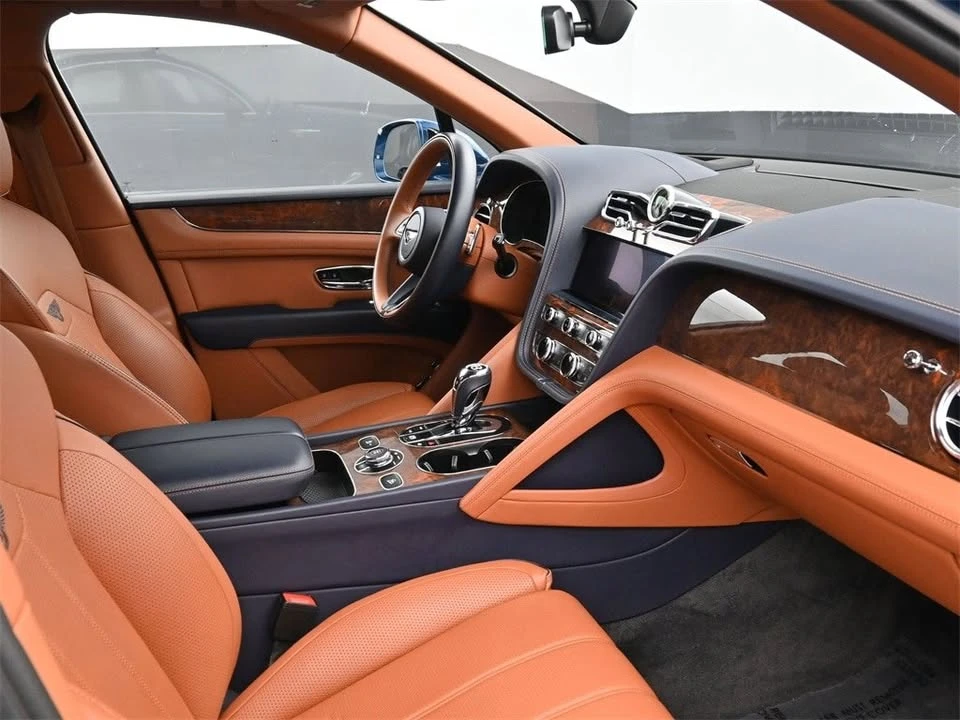 2021 Bentley Bentayga - Image 19 of 19