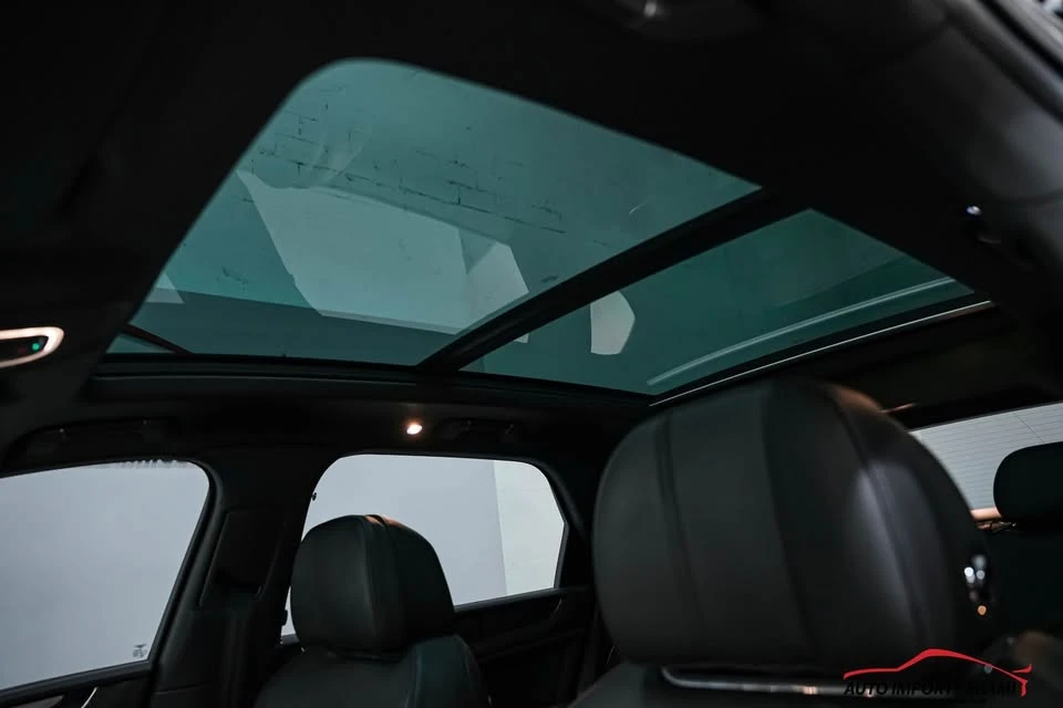 2021 Bentley Bentayga - Image 15 of 15