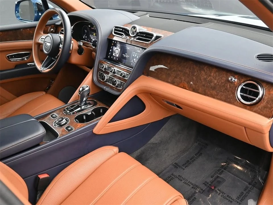 2021 Bentley Bentayga - Image 9 of 19