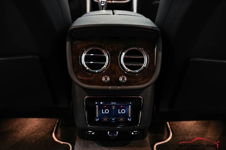 2021 Bentley Bentayga - Image 13 of 19