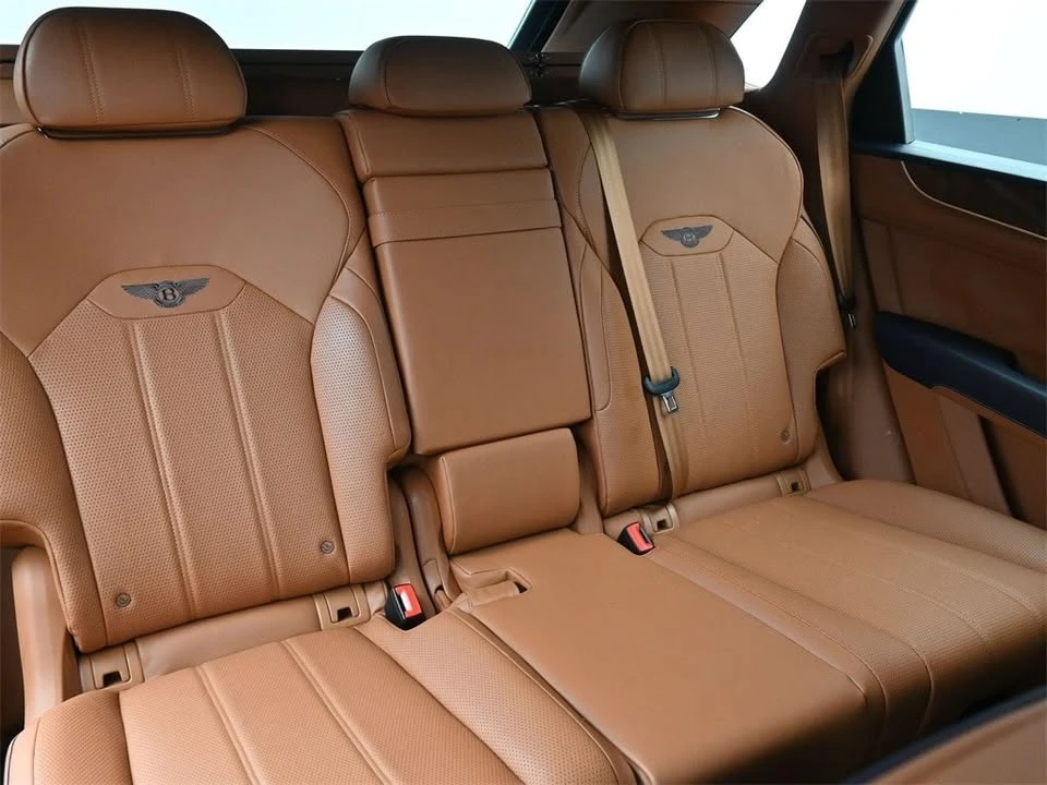 2021 Bentley Bentayga - Image 10 of 19