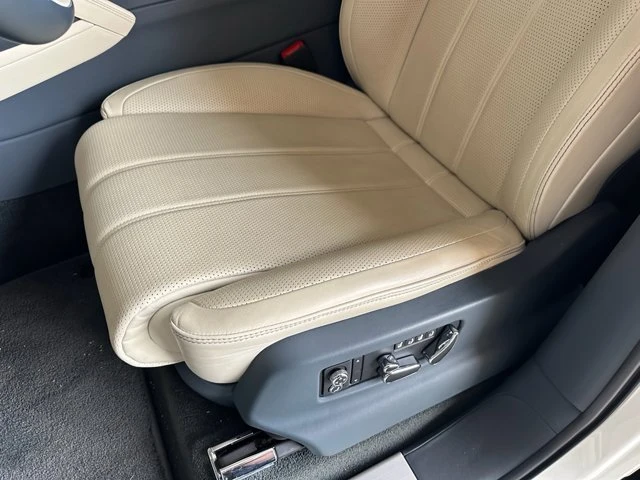 2021 Bentley Bentayga - Image 11 of 20