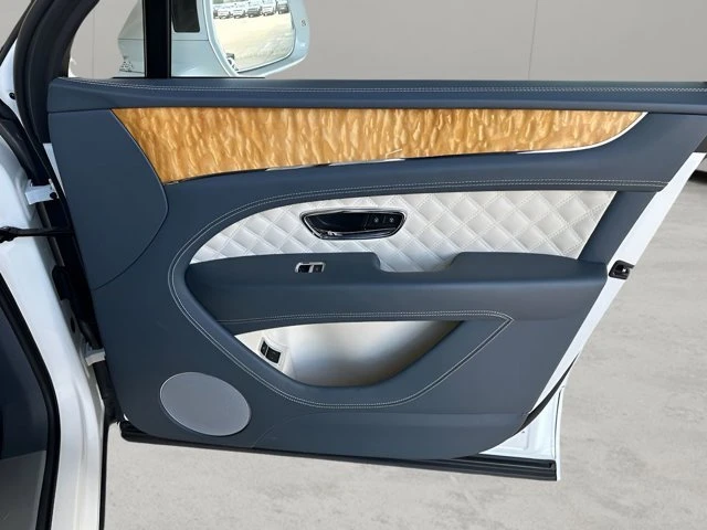2021 Bentley Bentayga - Image 14 of 20