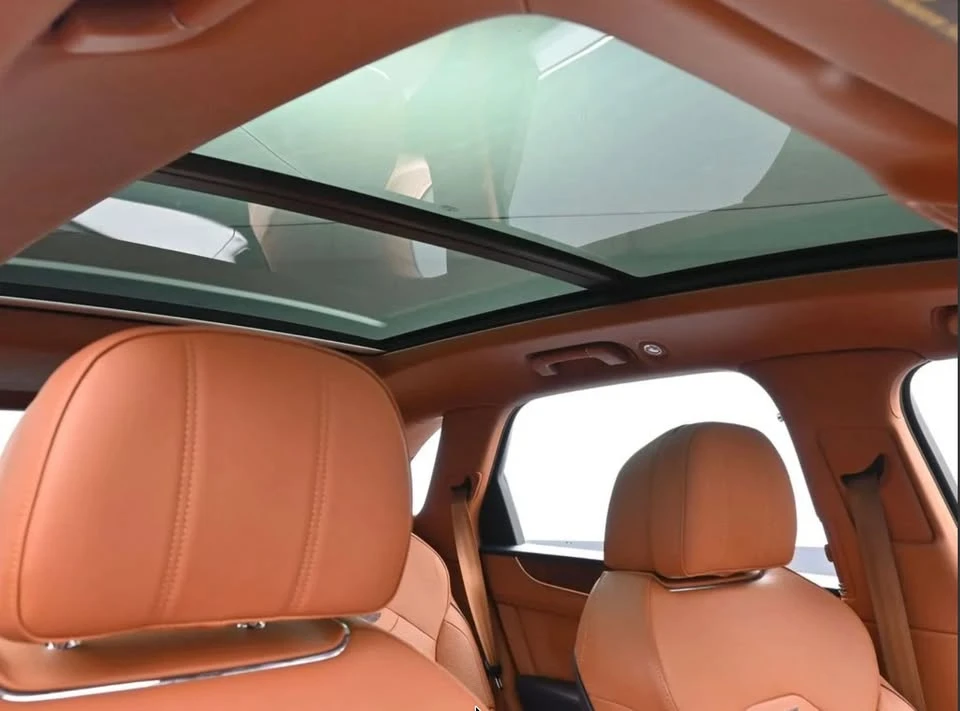 2021 Bentley Bentayga - Image 13 of 14