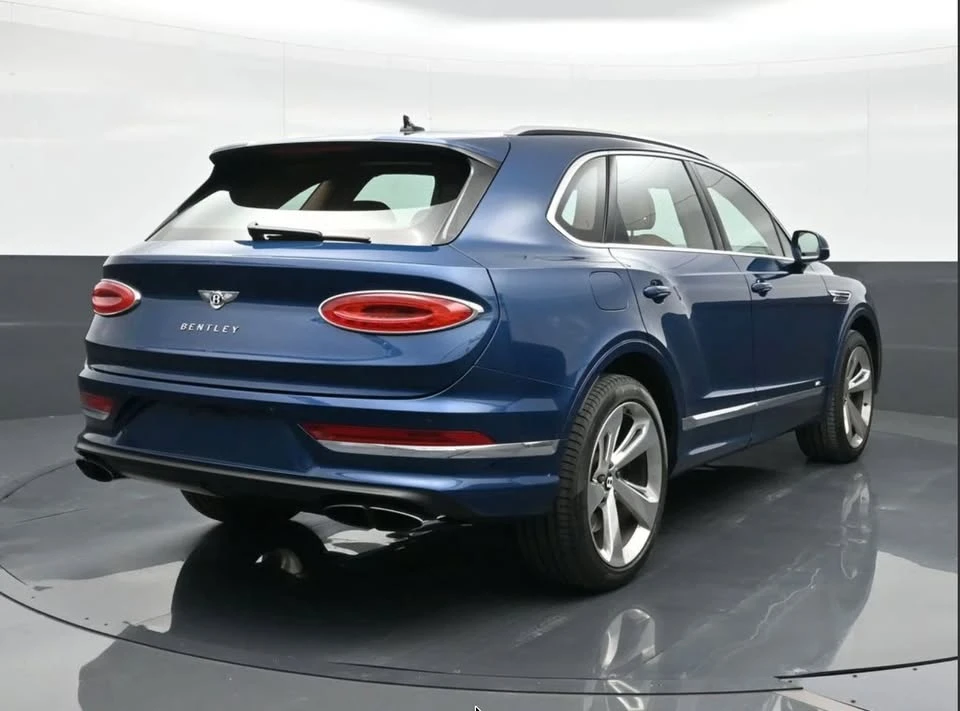 2021 Bentley Bentayga - Image 9 of 14