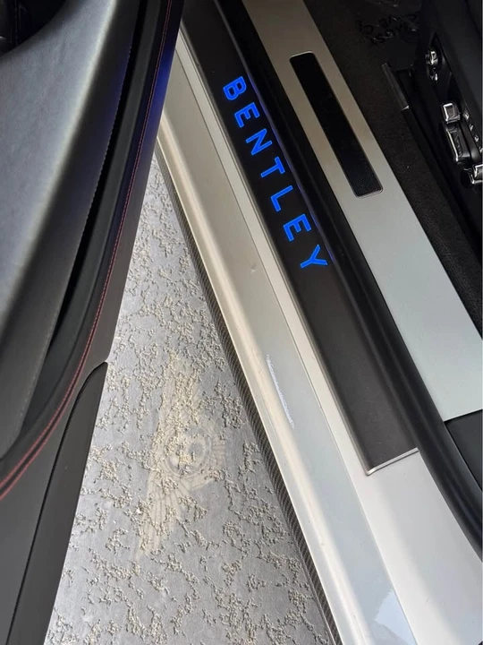 2021 Bentley Continental GTC - Image 4 of 4