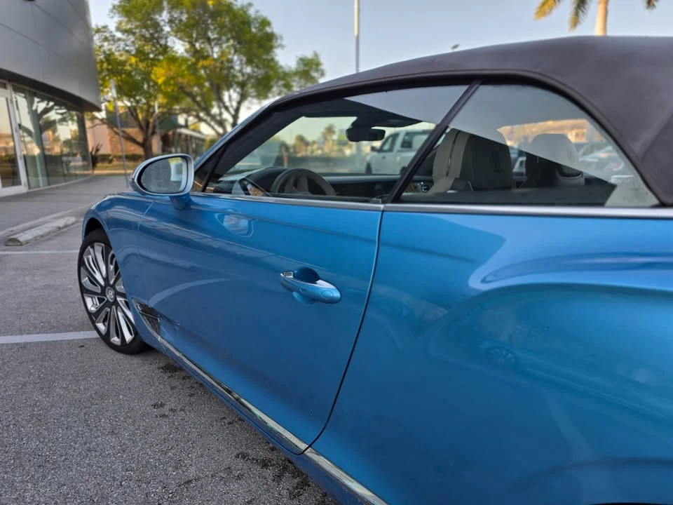 2021 Bentley Continental GTC - Image 10 of 16