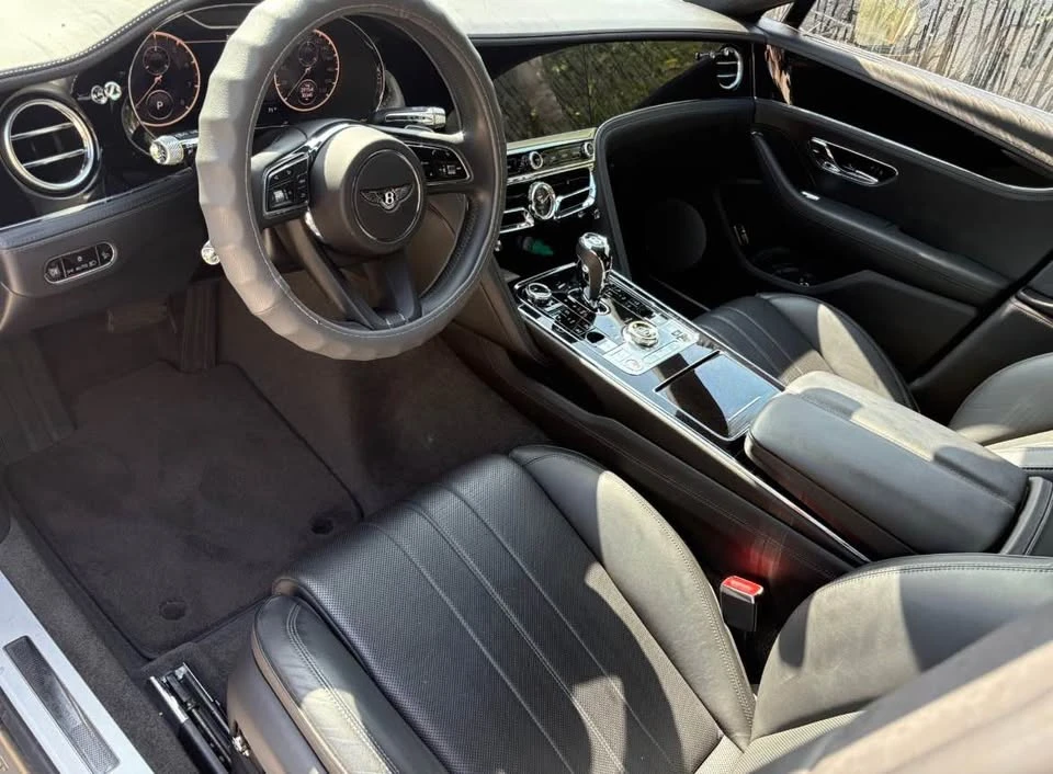 2021 Bentley Continental Flying Spur - Image 8 of 9