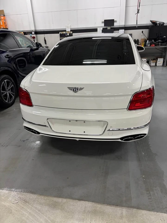 2021 Bentley Continental - Image 3 of 3