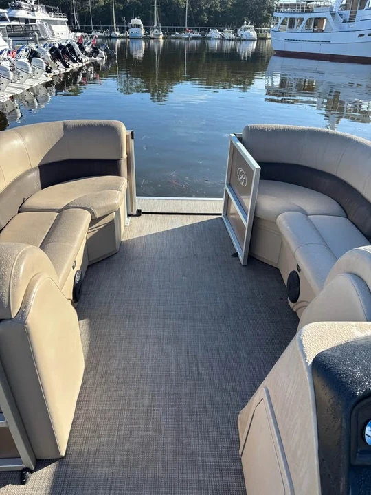 2021 Bentley - Image 12 of 18