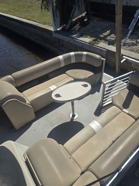 2021 Bentley - Image 4 of 5