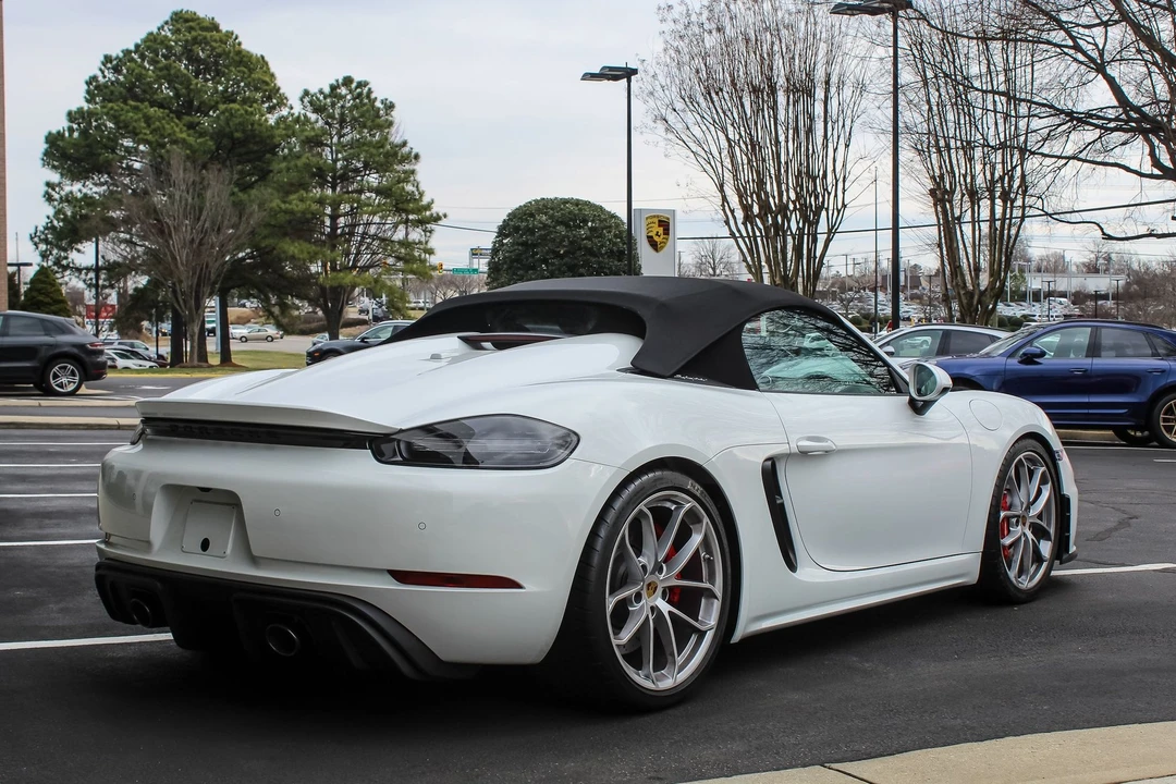 2021 Porsche 718 Boxster Spyder - Image 4 of 15